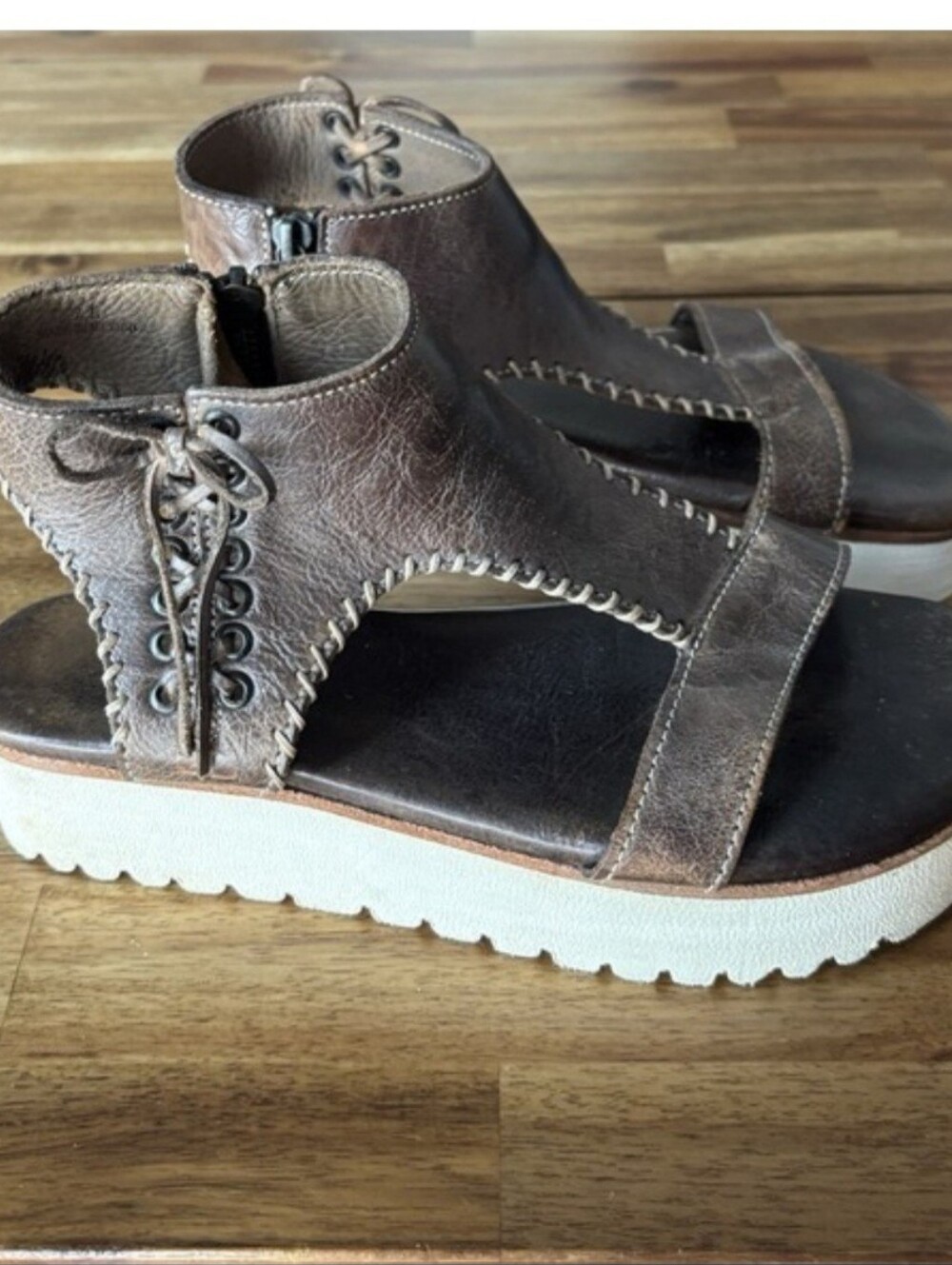 Bedstu Women's Zoe Platform Sandal Size 7.5 Wedge Brown Leather Distressed Boho - Picture 2 of 5